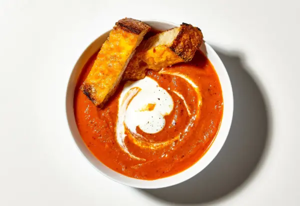 Tomato Cream Soup with Mozzarella